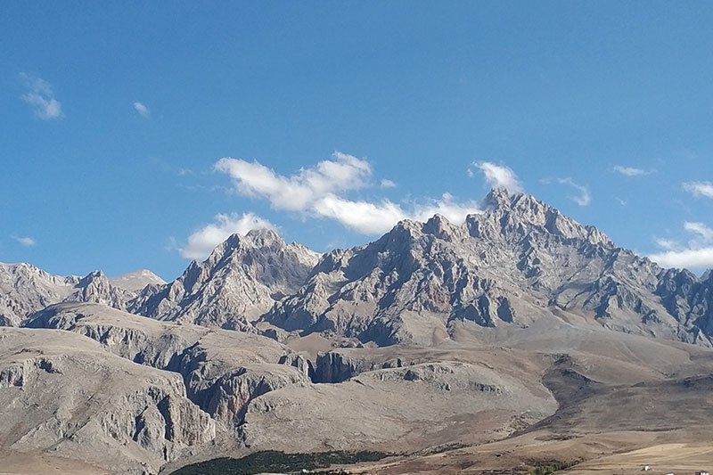 ALADAĞLAR KÜÇÜK DEMİRKAZIK ZİRVE FAALİYETİ